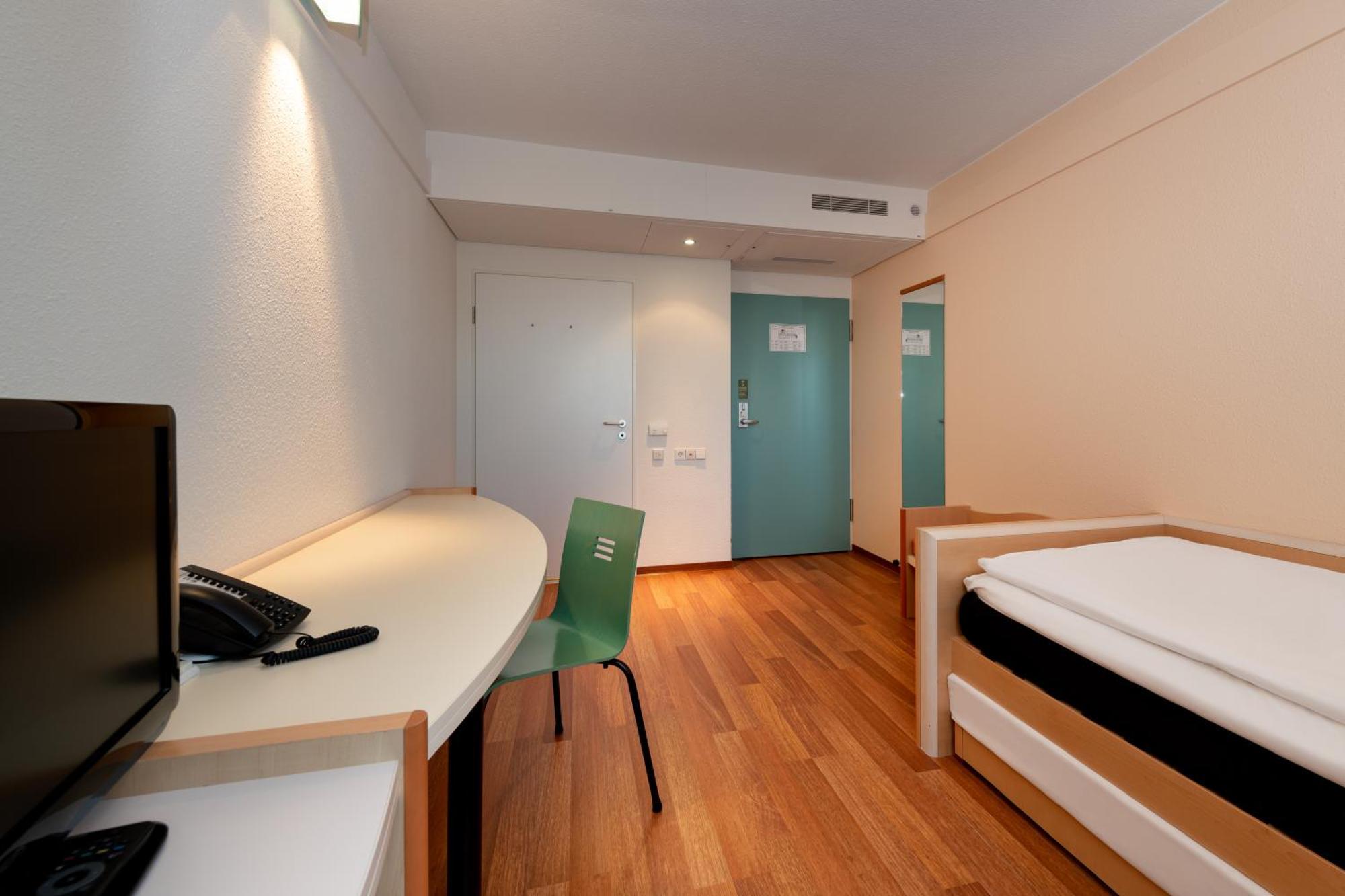 Ibis Potsdamer Platz 2* Berlino